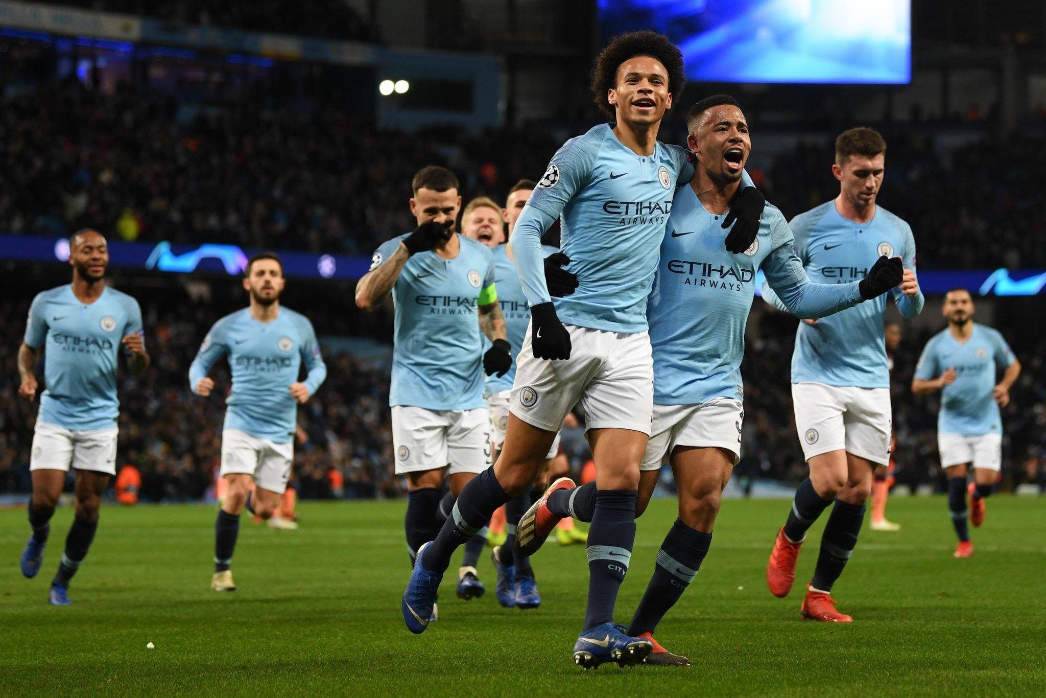 五人阵容往 五人阵容往